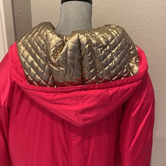 London Fog Coat  - Picture 9 of 14